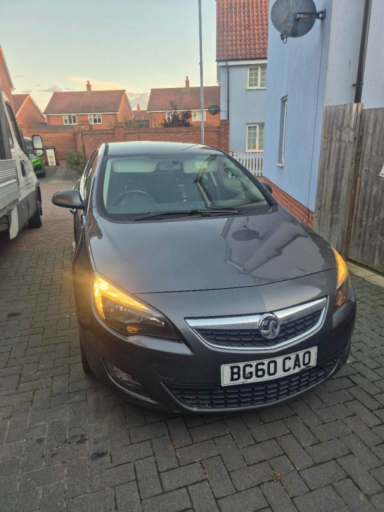 Vauxhall, ASTRA, Hatchback, 2010, Manual, 1598 (cc), 5 doors