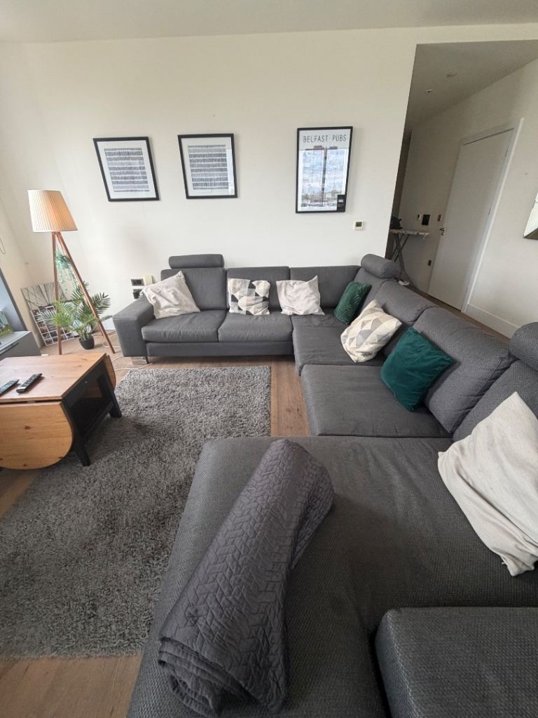 Large Grey Corner Sofa with Adjustable Headrests 