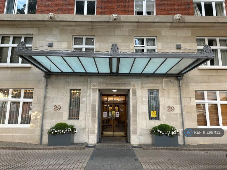 Studio flat in Abercorn Place, London, NW8 (#2967132)
