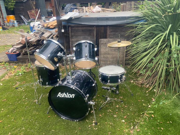 Ashton Drum Kit - Black, Good Condition