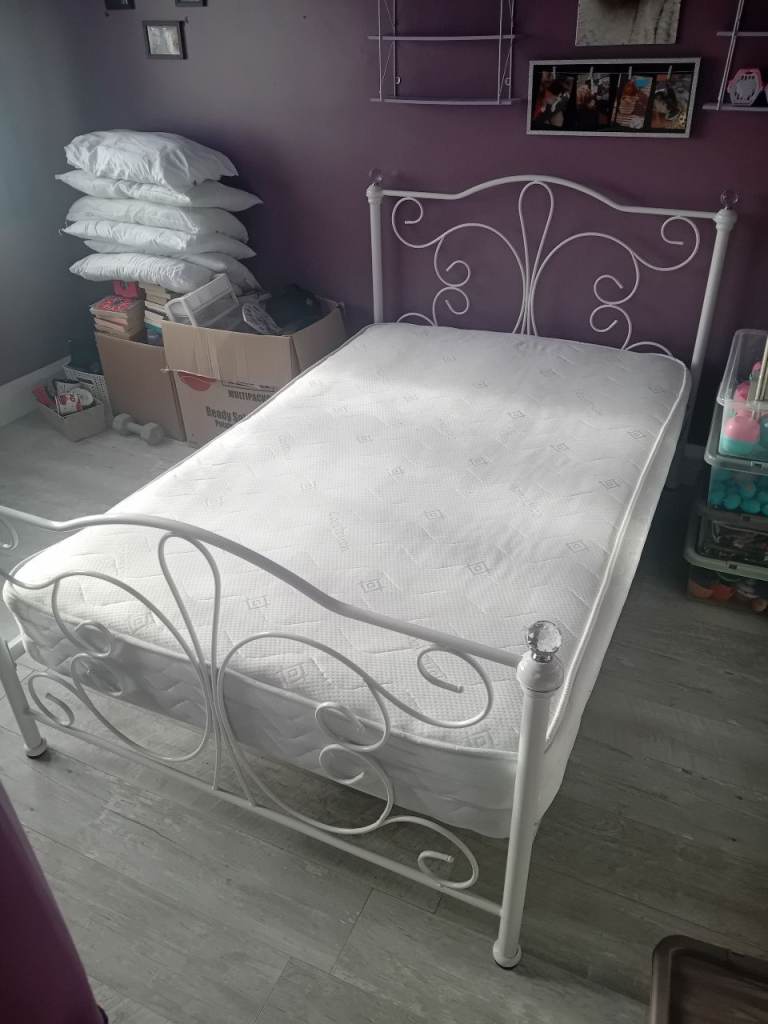 Double bed with mattress 
