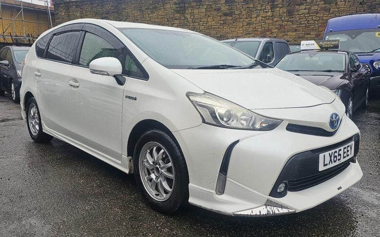 2022 Toyota Prius+ Hybrid Electric Manual