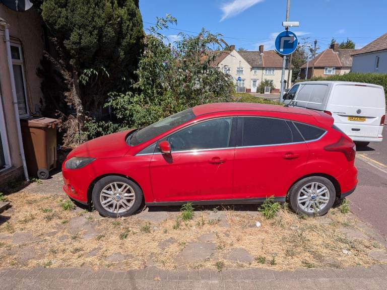 SOLD - Ford, FOCUS, Hatchback, 2012, Manual, 998 (cc), 5 doors