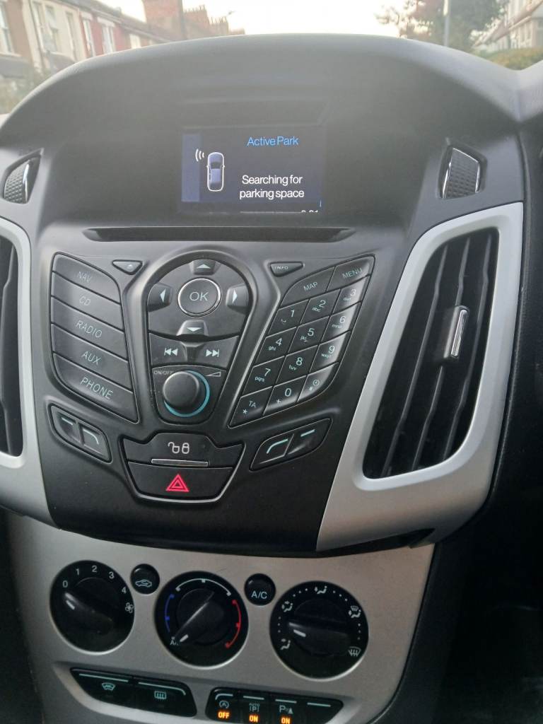 Ford, FOCUS, Hatchback, 2014, Manual, 998 (cc), 5 doors ULEZ comp HPI clear