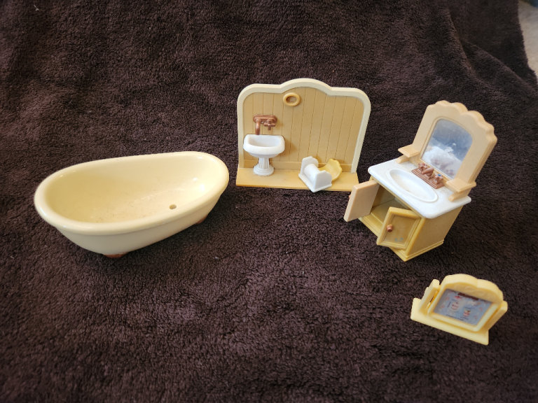 Bathroom and baby furniture for dolls house