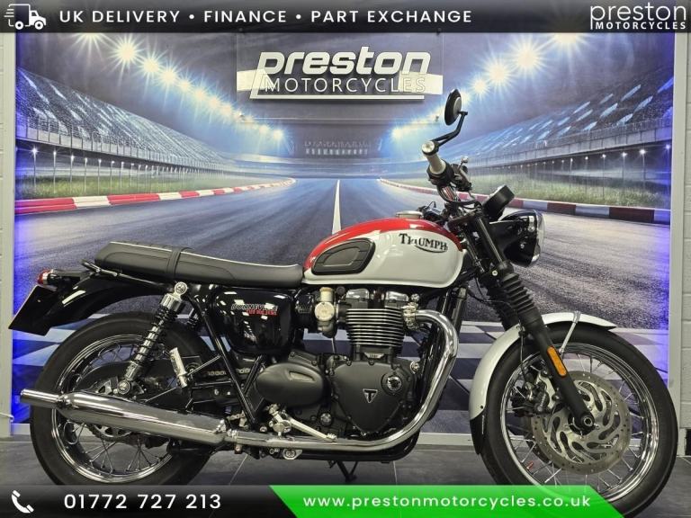 TRIUMPH BONNEVILLE T120 BUD EKINS
