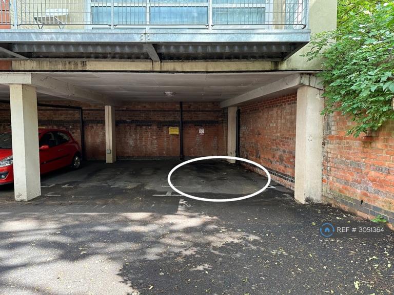 1 bedroom house in Rutland St, Leicester, LE1 (1 bed) (#3051364)