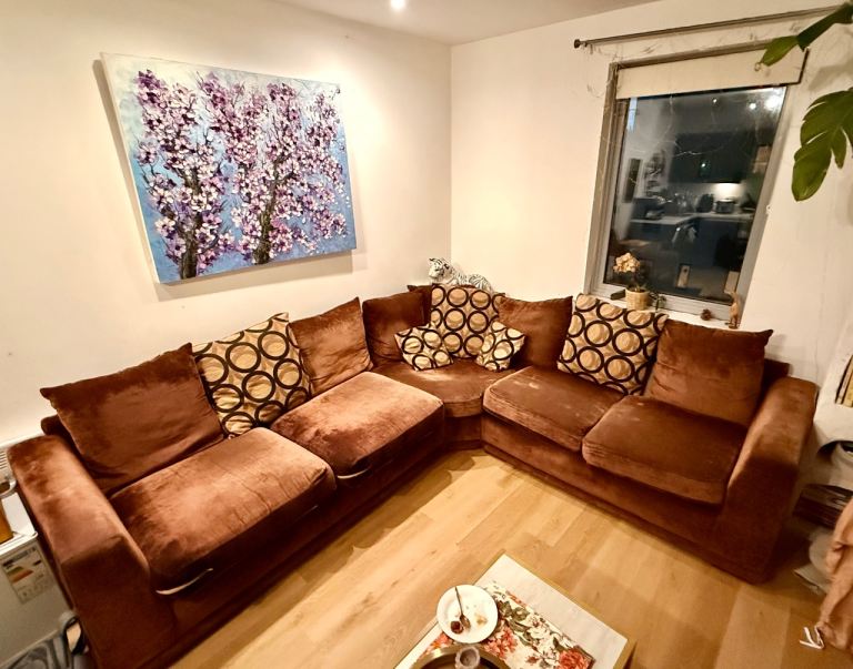 Large Brown Velvet Plush L-Shaped Corner Sofa