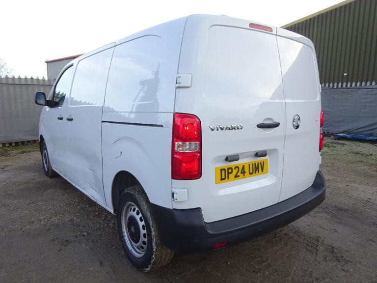 2024 24 REG VAUXHALL VIVARO F2900 PRIME DIESEL VAN DAMAGED REPAIRABLE SALVAGE