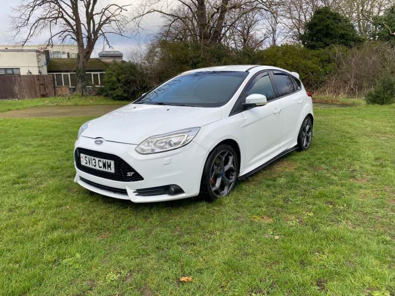 2013 13 Ford Focus ST-3 2.0 Petrol ULEZ Top Spec Low Miles fiesta st-2