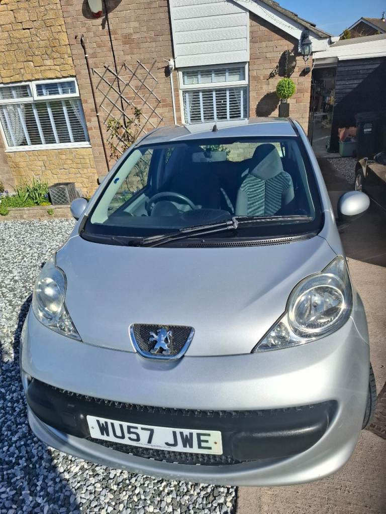 Peugeot  107