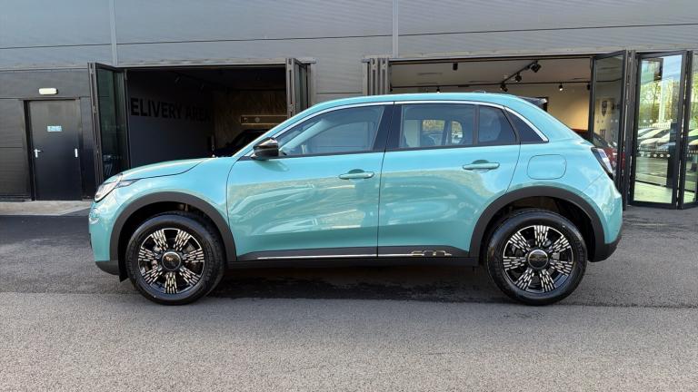 2025 Fiat 600 1.2 MHEV SUV 5dr Petrol Hybrid e-DCT Euro 6 (s/s) (100 ps) SUV Hybrid Automatic