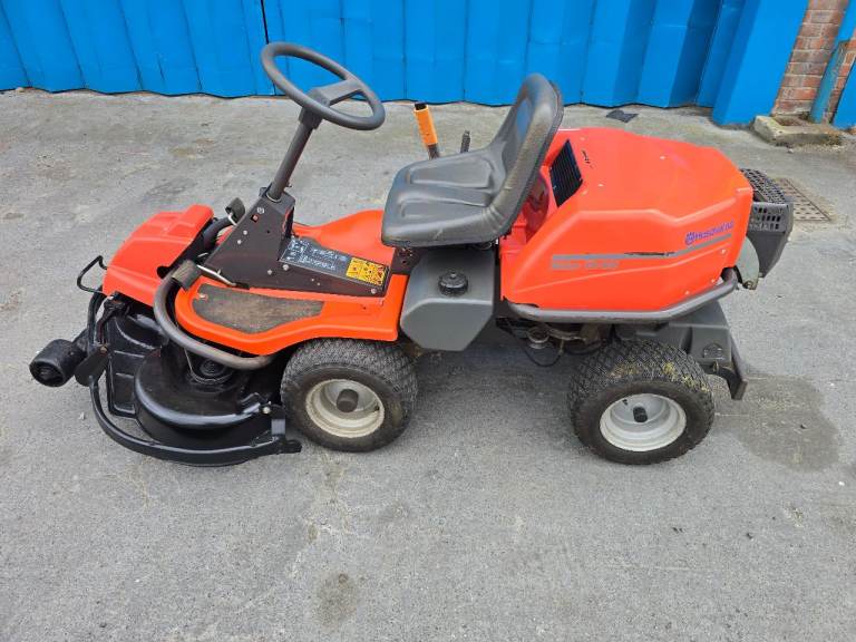 Huskvarna 15hp twin rider