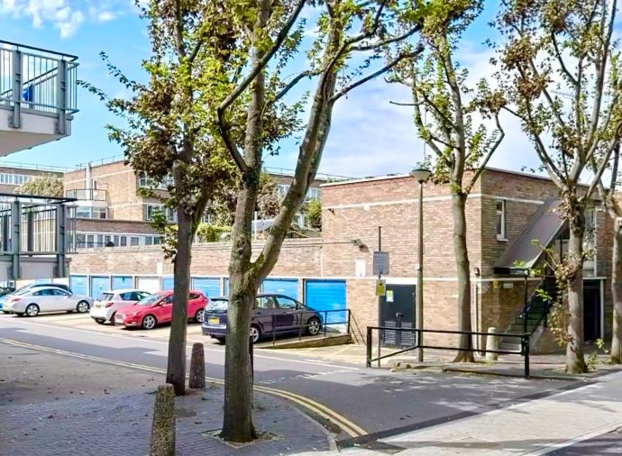 Parking Space to Rent in Stepney Green, London E1