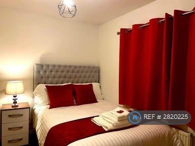 4 bedroom house in Goldhawk Road, Milton Keynes, MK10 (4 bed) (#2820225)