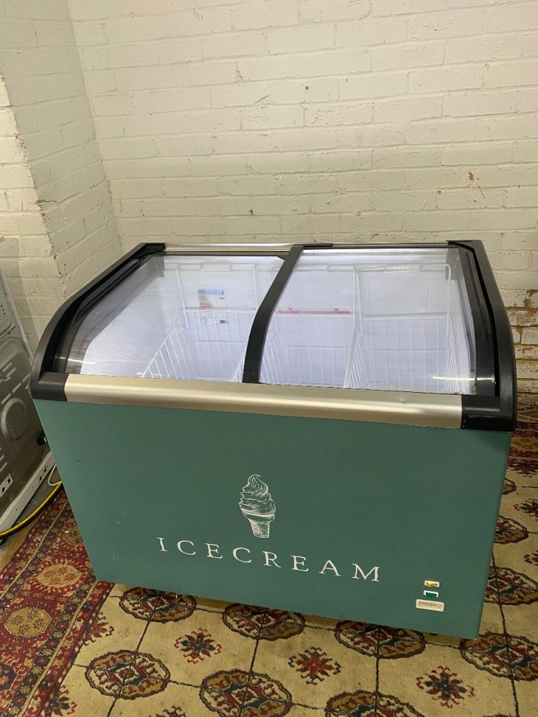 ✅🚐🚐Beautiful Display Large Commercial Ice Cream Chest Freezer