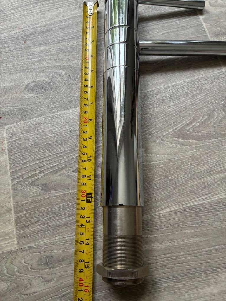 Brand New Chrome Kitchen Mixer Tap – Modern Design