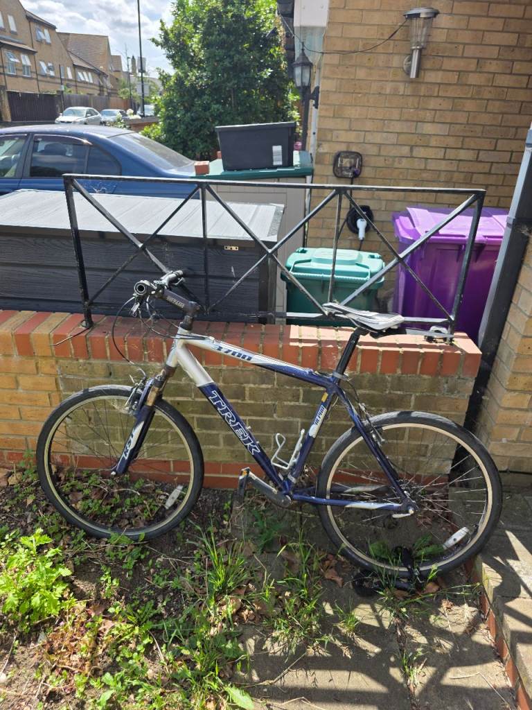 Trek 3700 Blue/Silver 