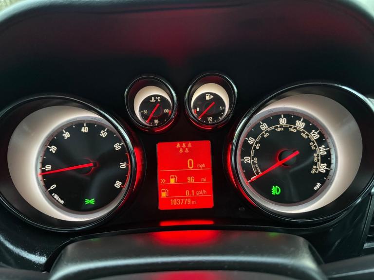 2014 Vauxhall Zafira Tourer Tech Line T Mpv Petrol Manual