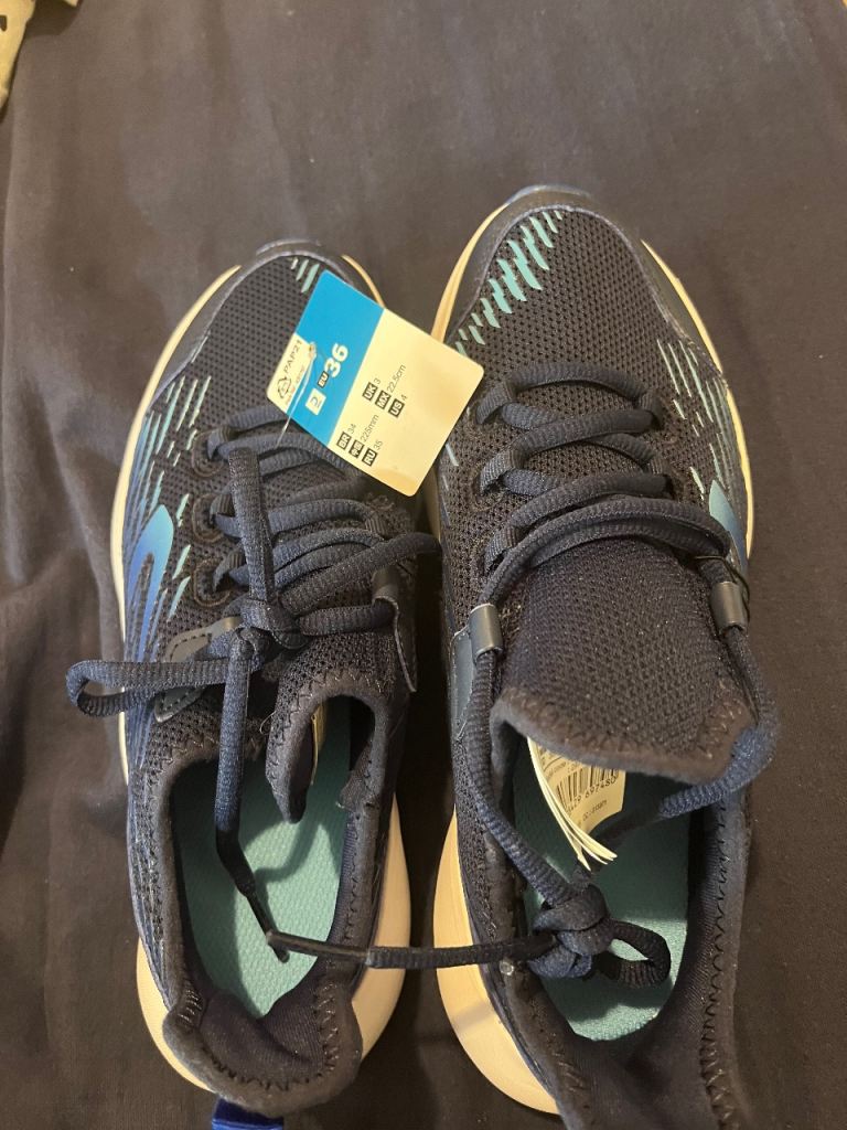 Brand new trainers size 3