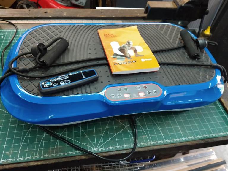 image for LIFEPRO WAVER VIBRATION PLATE