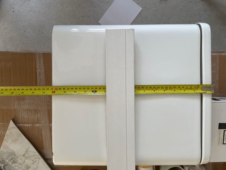 Cistern - closed couple cistern only. 