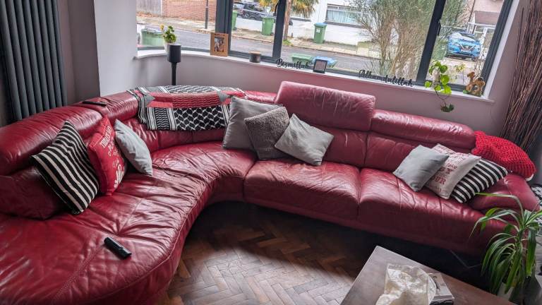 Large corner Leather Sofa set