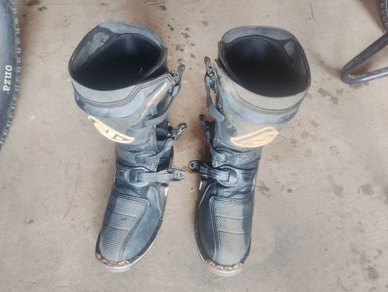 MOTOCROSS BOOTS / MX BOOTS
