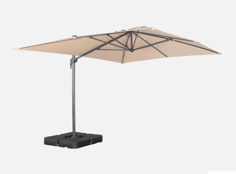 Antibes Rectangular cantilever parasol