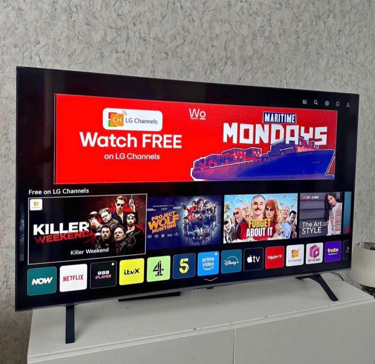 55” 4K LG Smart WiFi Ultra Hd led tv Magic remote Excellent condition