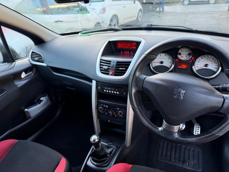 2012 Peugeot 207 1.4 VTi Sportium [95] 3dr HATCHBACK Petrol Manual