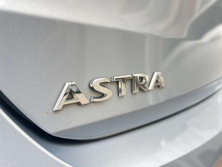 2017 Vauxhall Astra 1.6 Astra SRI CDTI Auto 5dr Hatchback Diesel Automatic