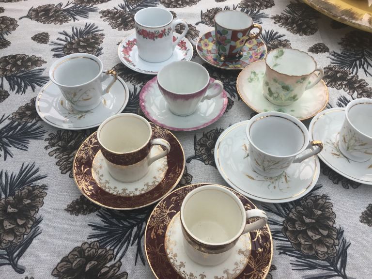 Vintage mini tea cups