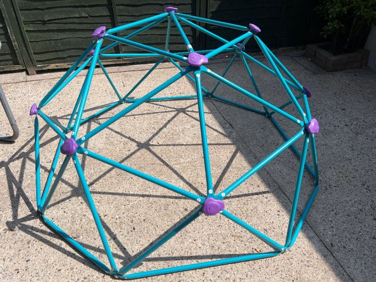 Plum climbing frame
