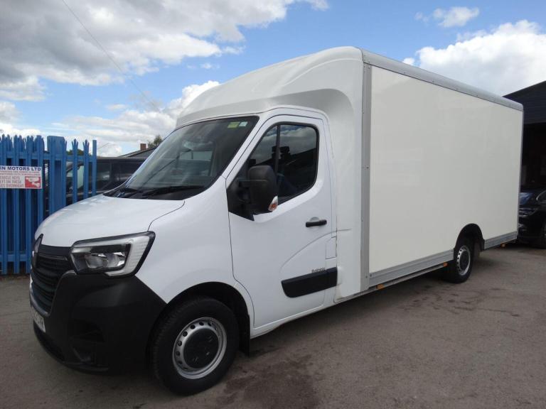 RENAULT MASTER 2.3 dCi ENERGY 35 Business Platform Cab FWD LWB Euro 6 (s/s) 2dr