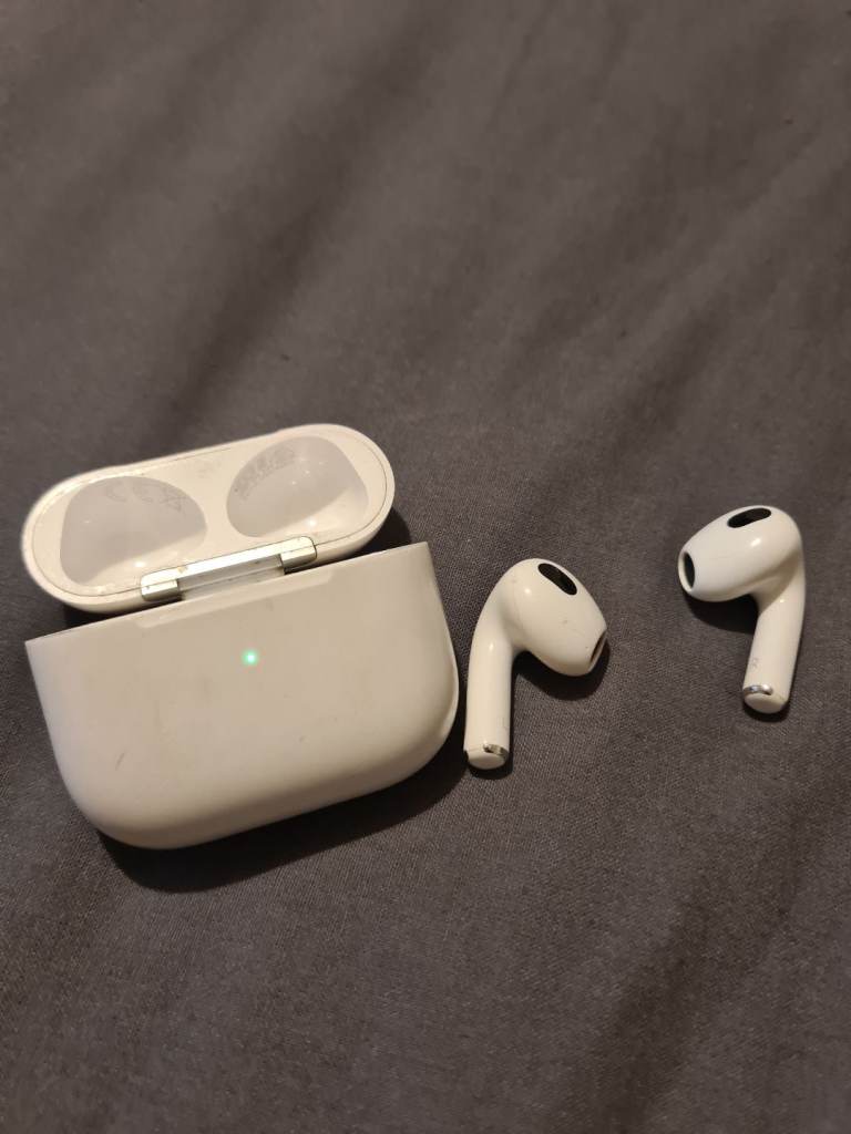 AIR PODS