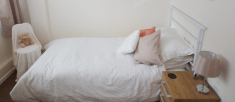 White Metal Single Bed Frame with IKEA Mattress - GOOD condition