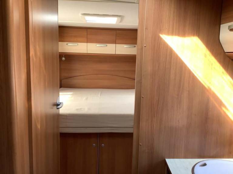 2013 (13) HYMER CARADO T449H LOW PROFILE