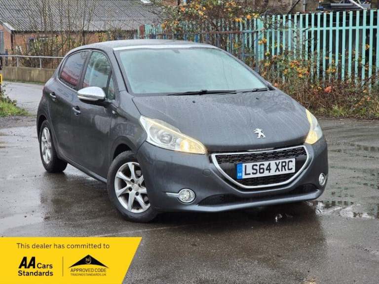 2014 Peugeot 208 1.2 VTi Style 5dr HATCHBACK PETROL Manual