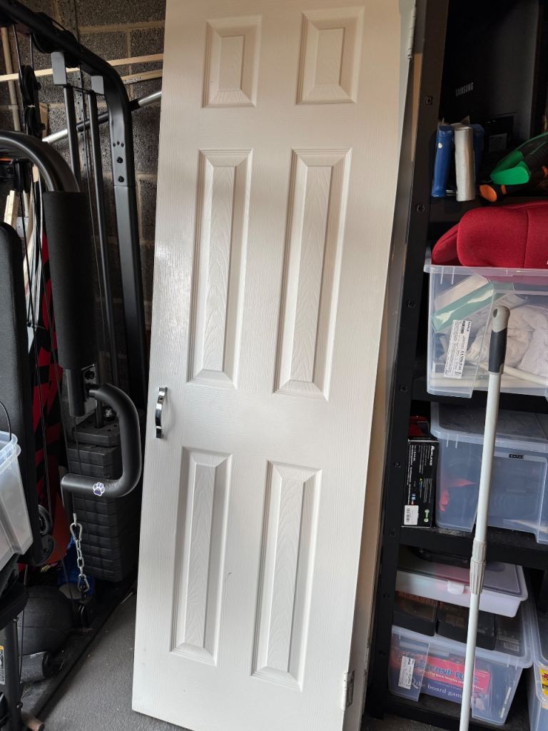 4 Free internal doors 2040x626 6 panel doors, used. 