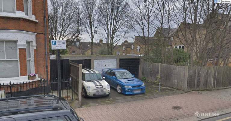 118.30 Sq Ft Garage to Rent in South West London (SW18)