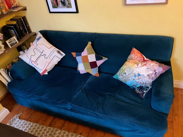 Blue/green sofa bed
