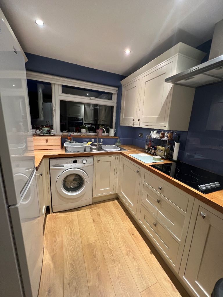 Flat to rent with balcony in Lansdown, Bath