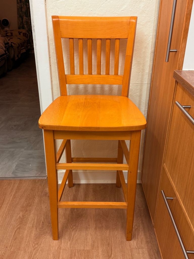 Solid pinewood high kitchen chair