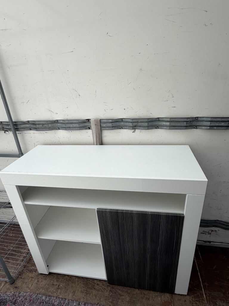 Sideboard can deliver 