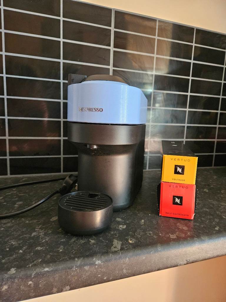Nespresso Coffee Machine with Pods – Blue, Good Condition