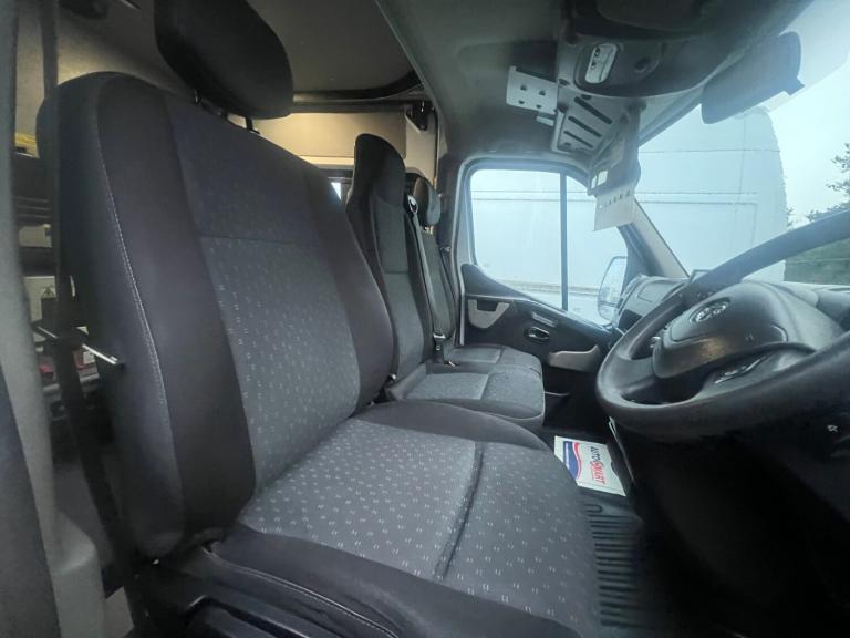 2018 Vauxhall Movano 2.3 CDTI H2 Van 130ps PANEL VAN Diesel Manual