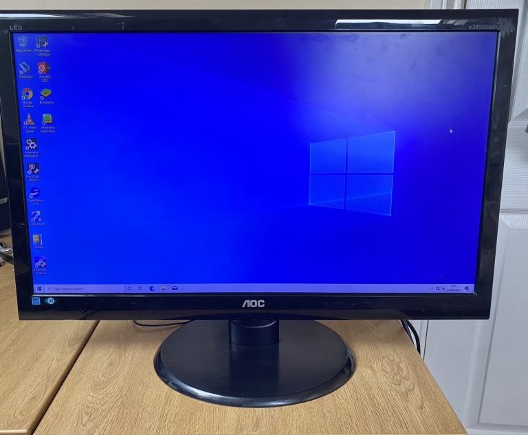 20inch AOC Widescreen Monitor VGA , Built in Speaker 