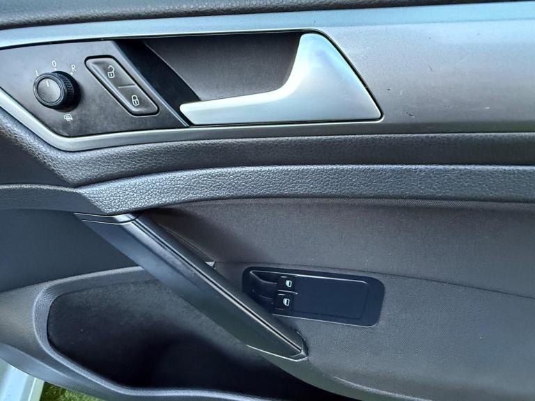 2014 Volkswagen Golf 1.6 TDI BlueMotion Hatchback 5dr Diesel Manual Euro 5 (s/s) (110 ps) HATCHBA...