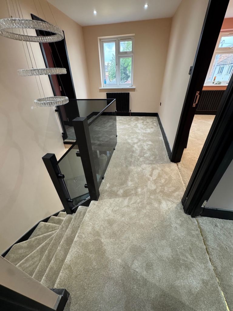 Carpet, laminate and Vinly Supply & Fitting Services – Free Quotes